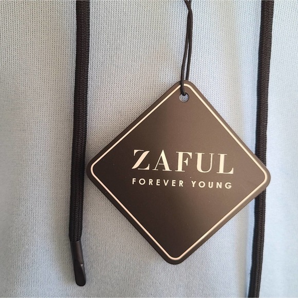 Zaful Forever Young Blue And Black Classic Rostory Child Hoodie SZ 6 NWT - Picture 4 of 11
